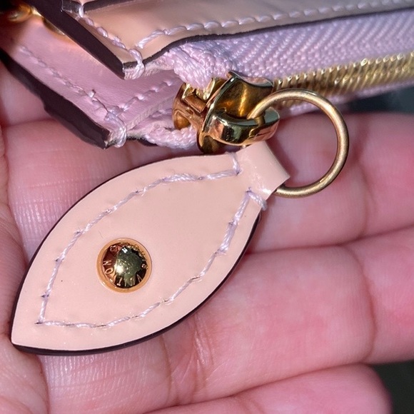 Authentic LOUIS VUITTON Monogram Vernis Coin Key Case Cles Pink - Picture 15 of 16